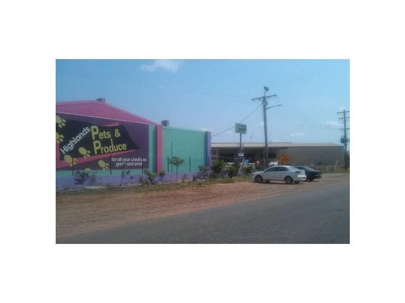 1 MACAULEY ROAD, Emerald QLD 4720