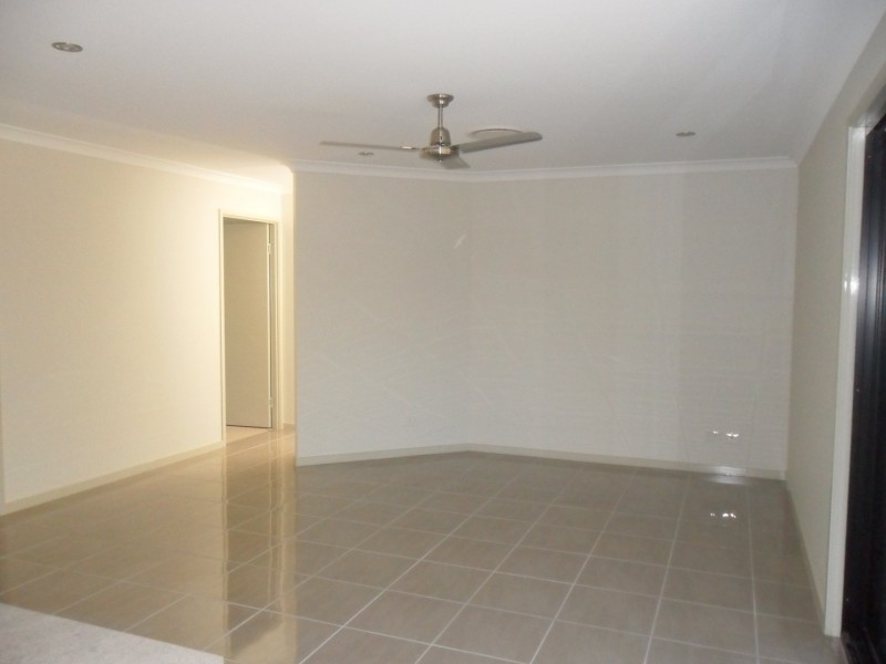 148 Opal Street, Emerald QLD 4720