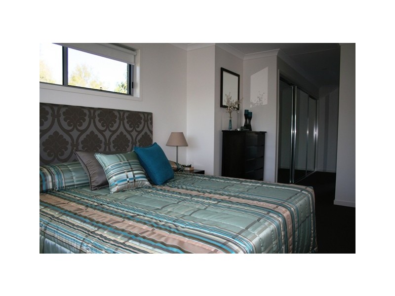 174 Opal Street, Emerald QLD 4720