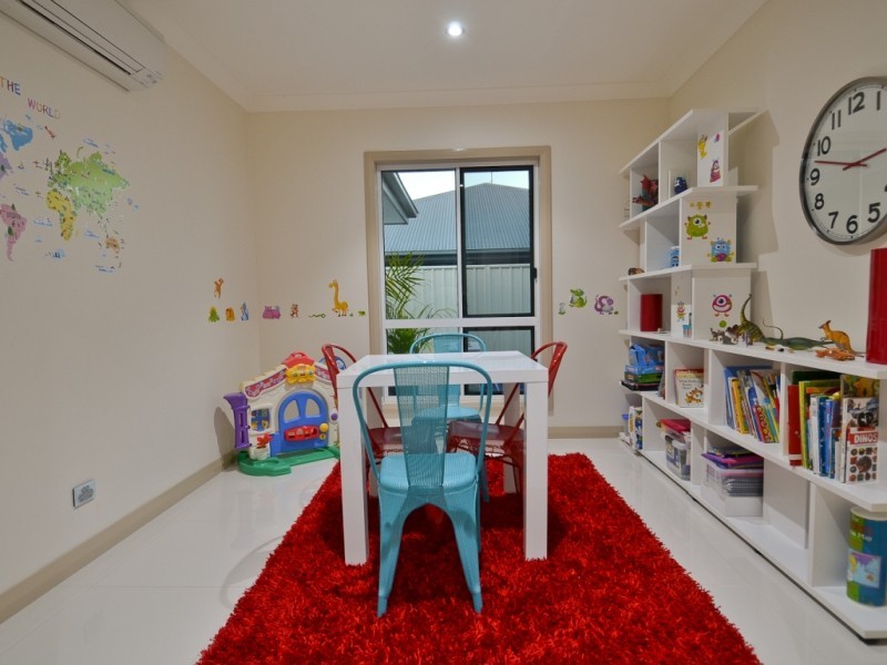 4 Brokenwood Street, Emerald QLD 4720