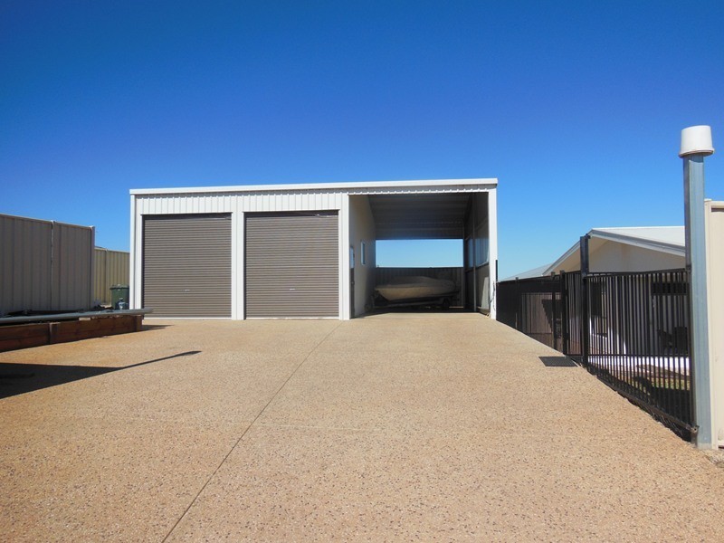 66 Lakeside Drive, Emerald QLD 4720