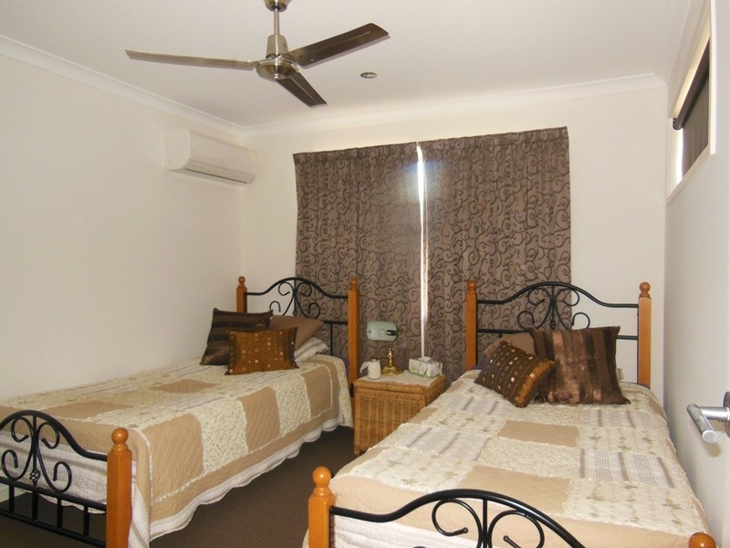 66 Lakeside Drive, Emerald QLD 4720