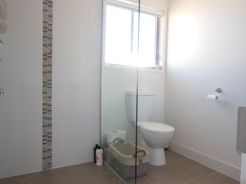 66 Lakeside Drive, Emerald QLD 4720