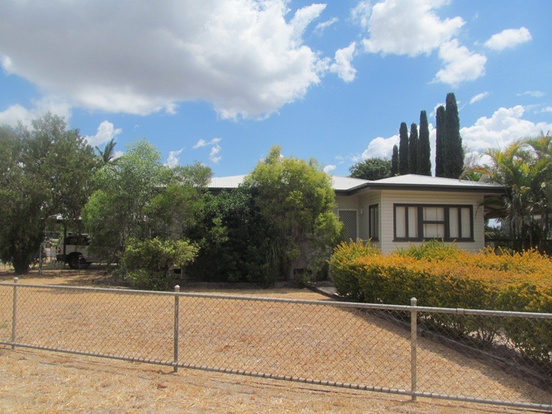 73 Opal Street, Emerald QLD 4720