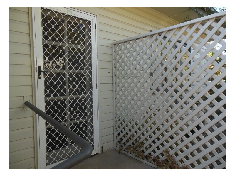 73 Opal Street, Emerald QLD 4720