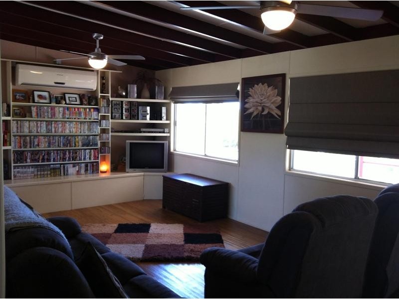 42 Hibernia Road, Capella QLD 4723