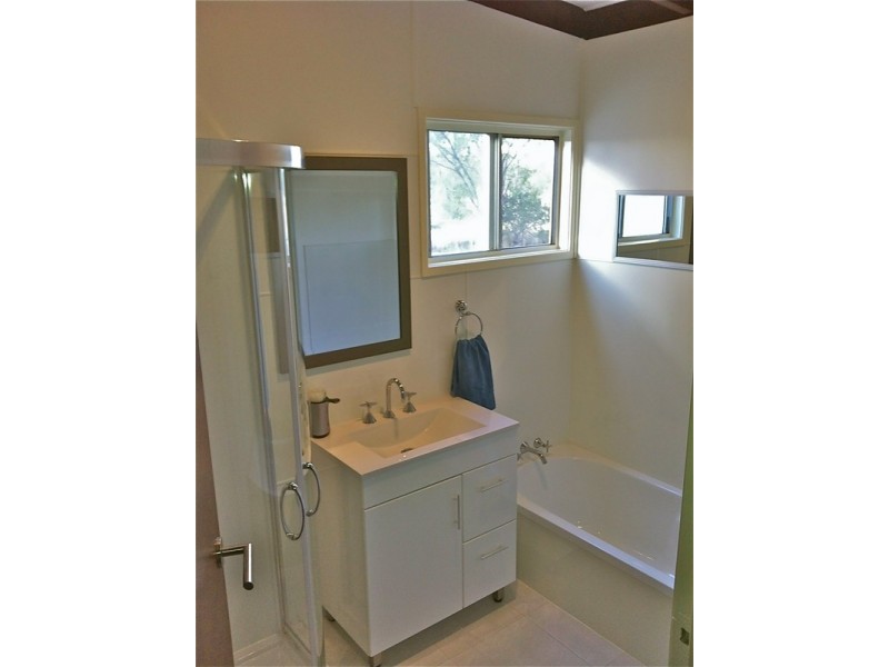 42 Hibernia Road, Capella QLD 4723