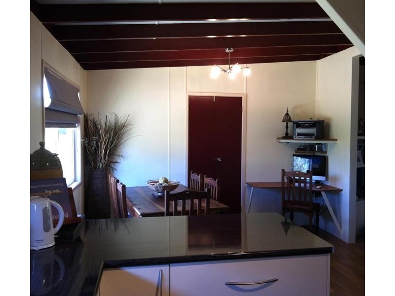 42 Hibernia Road, Capella QLD 4723