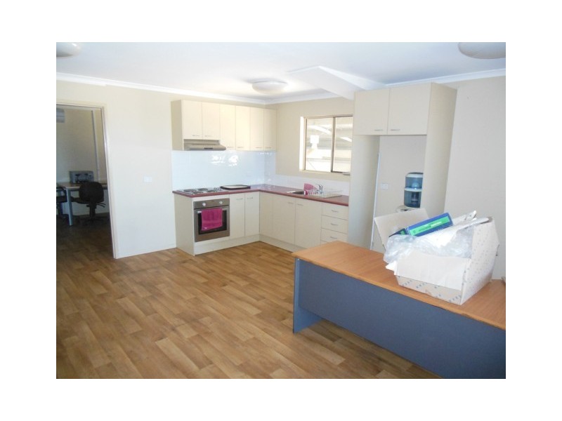 20 Brown Street, Emerald QLD 4720