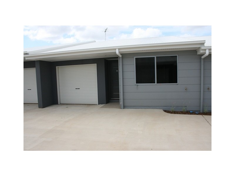 18/8 Hillcrest Street, Emerald QLD 4720