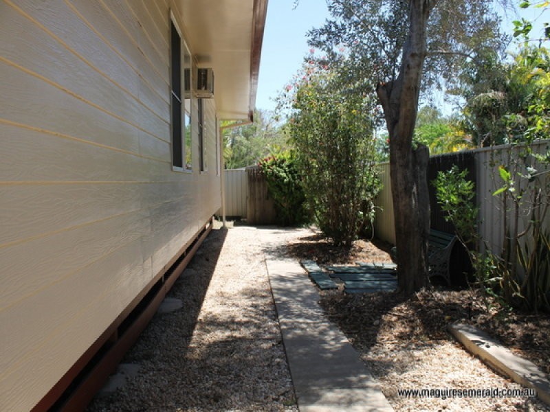 2 Roberts Street, Emerald QLD 4720