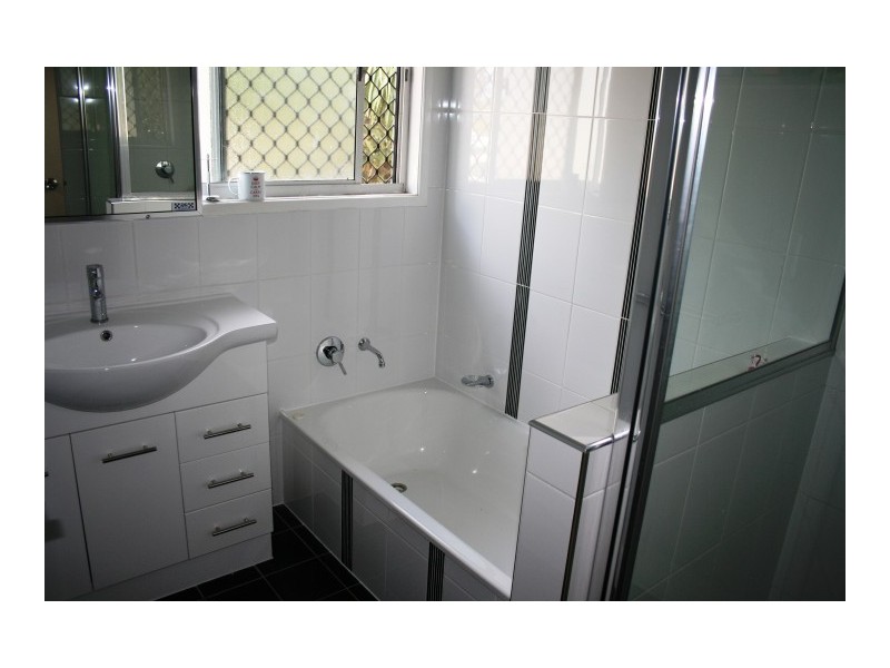 18 Saffola Place, Emerald QLD 4720