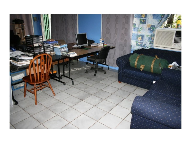 18 Saffola Place, Emerald QLD 4720