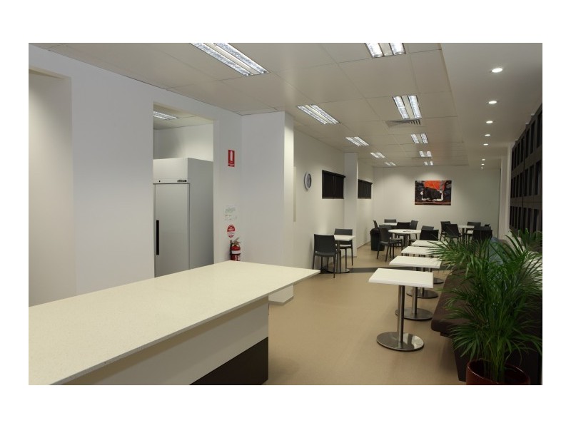 9-13 King Street, Emerald QLD 4720