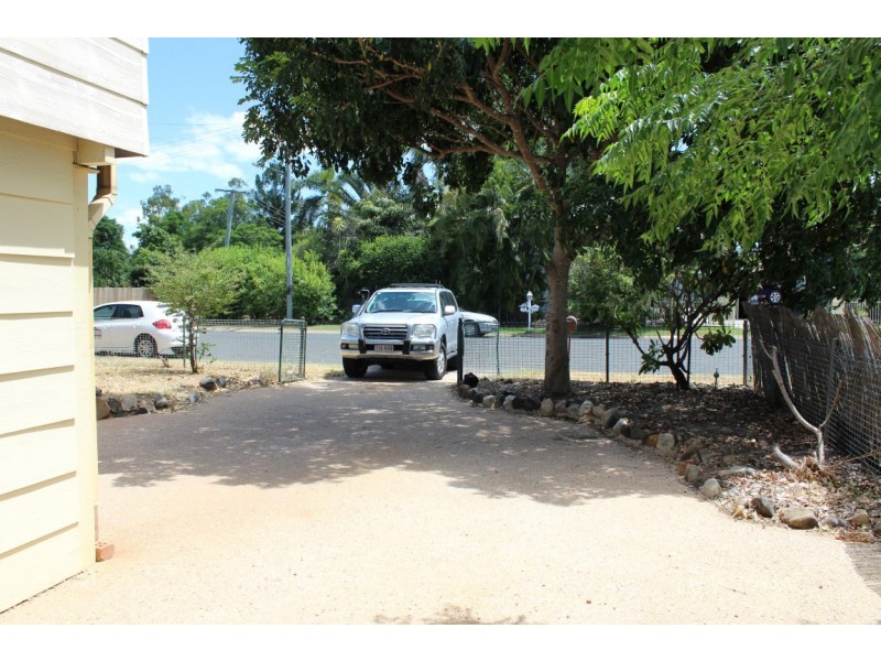 10 McKendry Street, Emerald QLD 4720