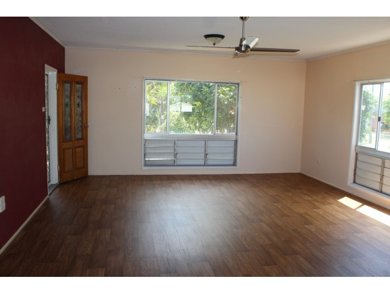 10 McKendry Street, Emerald QLD 4720