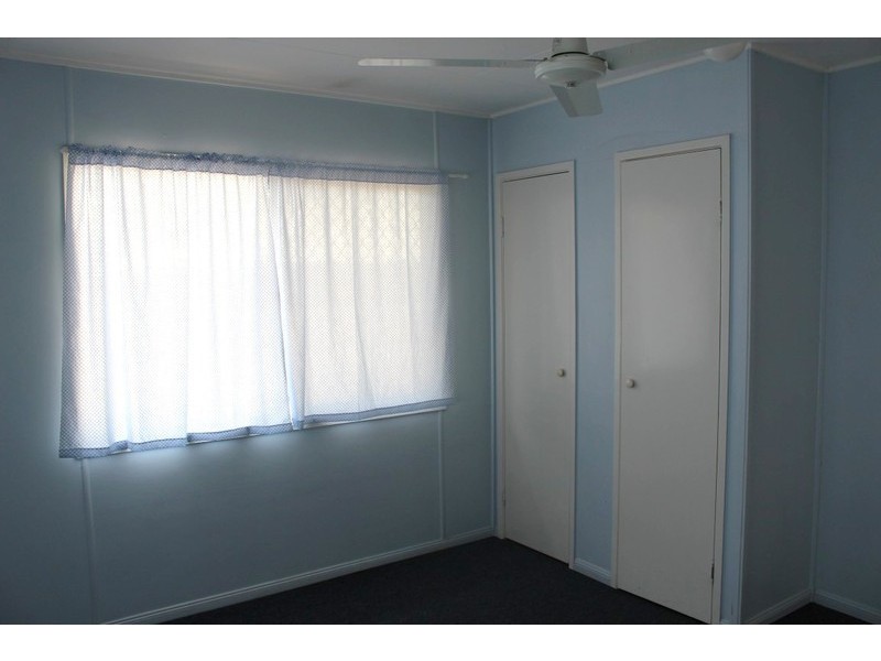 2/9 Vicki Close, Emerald QLD 4720