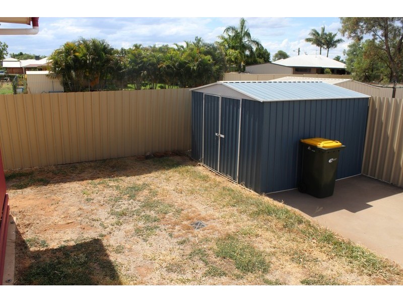 2/9 Vicki Close, Emerald QLD 4720