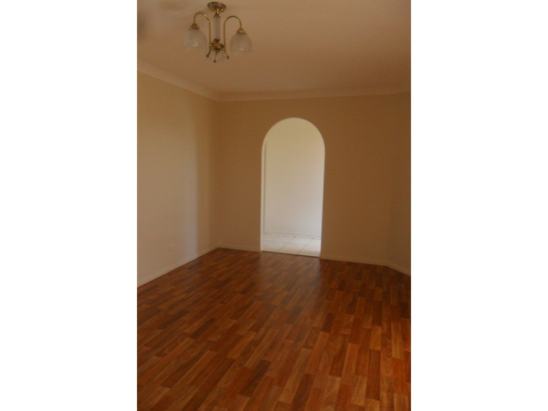 72 Park Avenue, Emerald QLD 4720