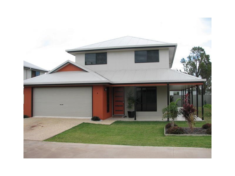 4/66-68 Moody Street ‘Raceviews’, Emerald QLD 4720