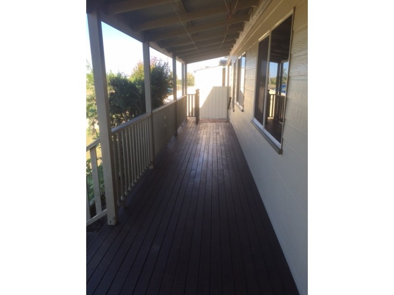 31 Gordon Street, Capella QLD 4723