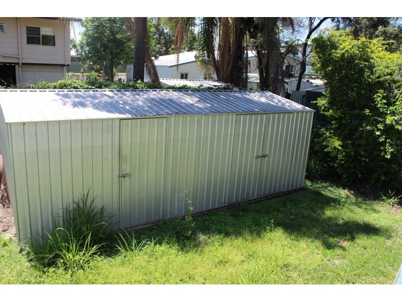 2 Pryor Place, Emerald QLD 4720