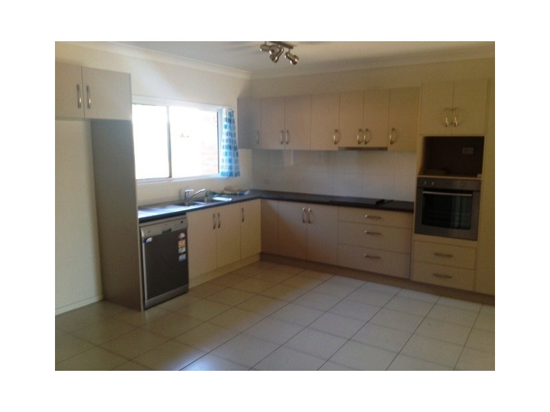 22/145 Egerton Street, Emerald QLD 4720