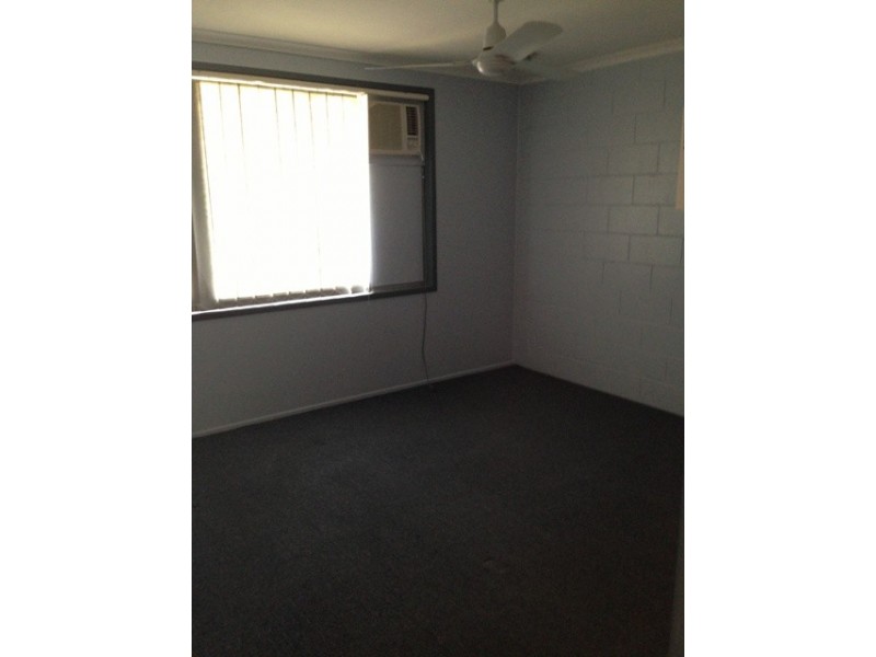 2/24 Opal Street, Emerald QLD 4720