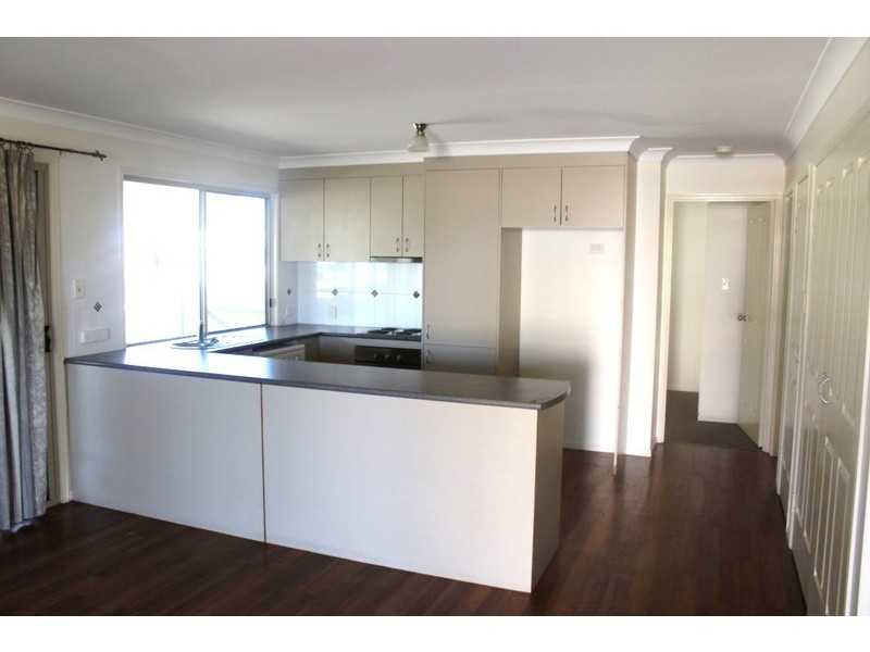 1/60 Park Ave, Emerald QLD 4720