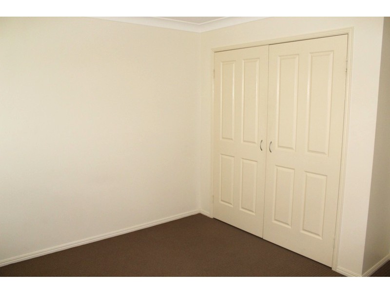 1/60 Park Ave, Emerald QLD 4720