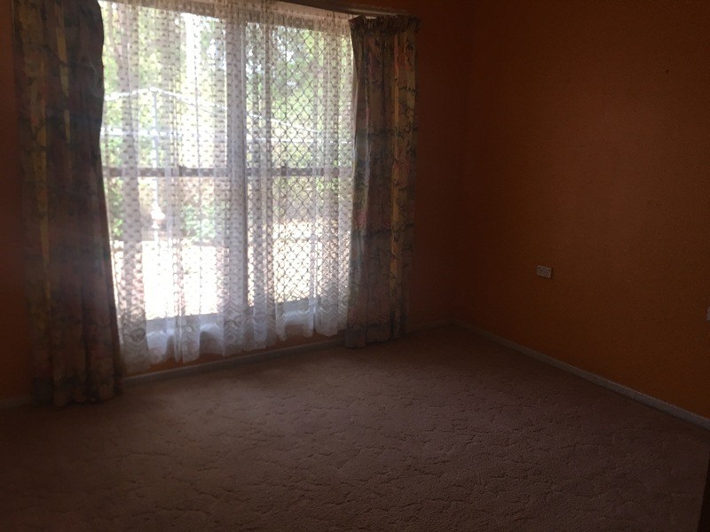 105 Retro Street, Emerald QLD 4720