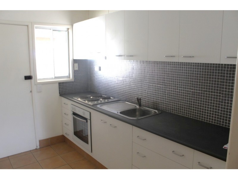 1/45 Opal Street, Emerald QLD 4720