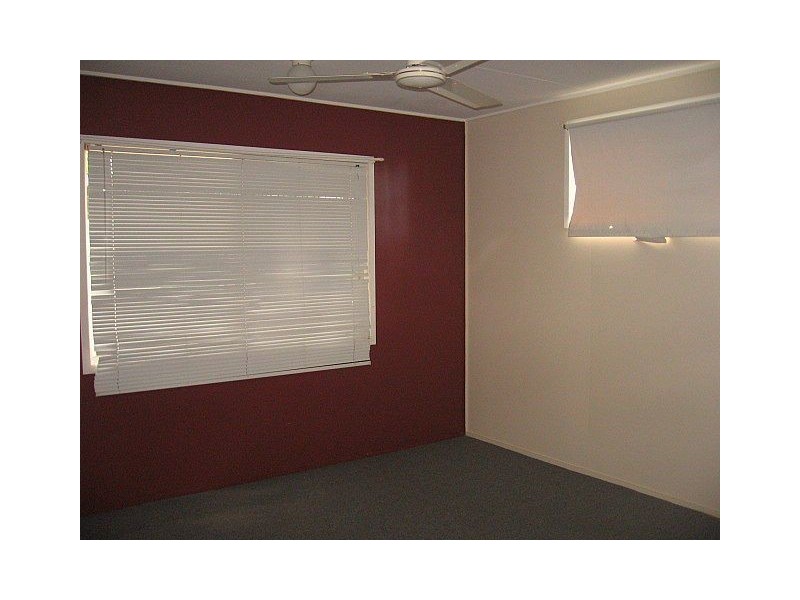 2/55 Esmond Street, Emerald QLD 4720