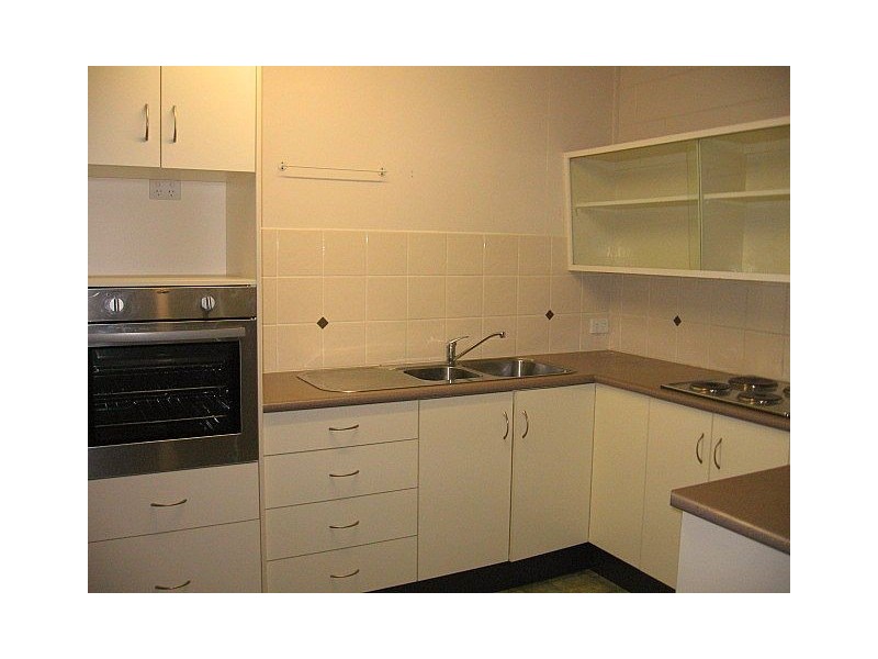 2/55 Esmond Street, Emerald QLD 4720
