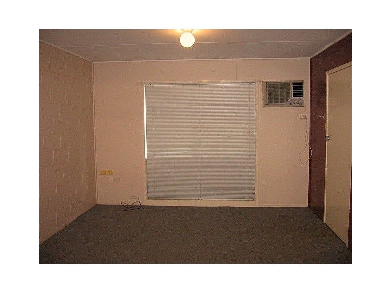 2/55 Esmond Street, Emerald QLD 4720