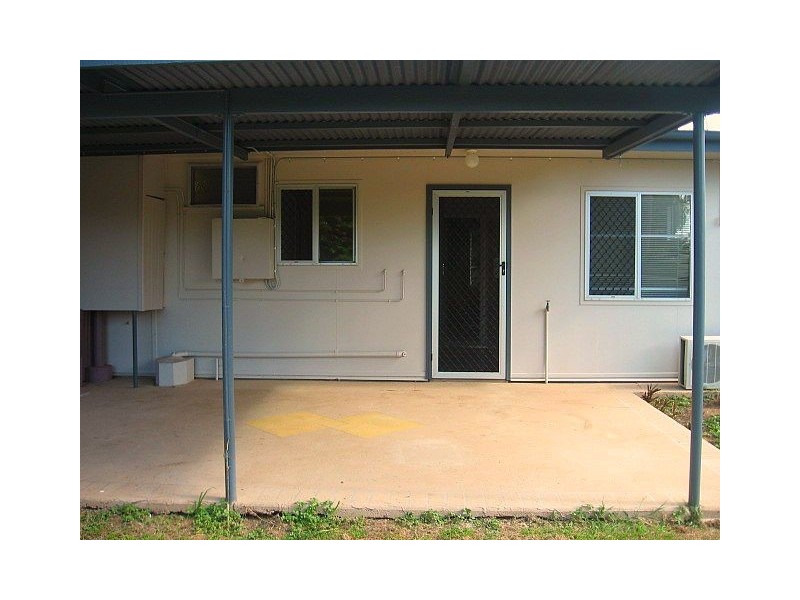 2/55 Esmond Street, Emerald QLD 4720