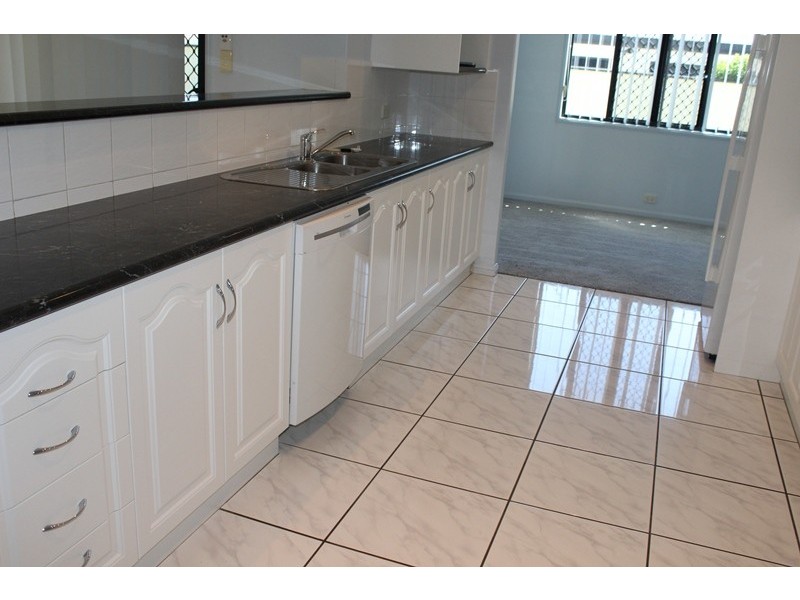 8 Haswell Street, Emerald QLD 4720