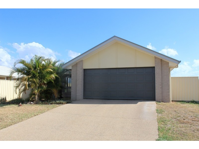 9 Scenic Drive (Riverview Estate), Emerald QLD 4720