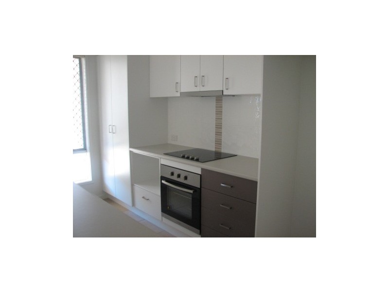 12 Windermere Street, Emerald QLD 4720