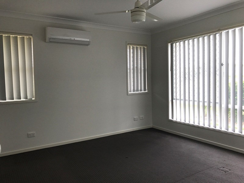 19 Scenic Drive, Emerald QLD 4720