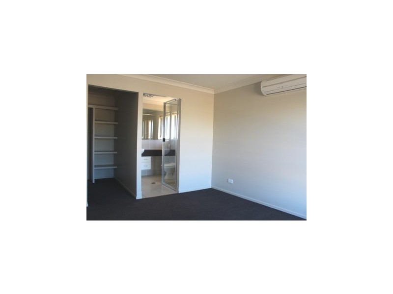 7 Mitchell Street, Emerald QLD 4720