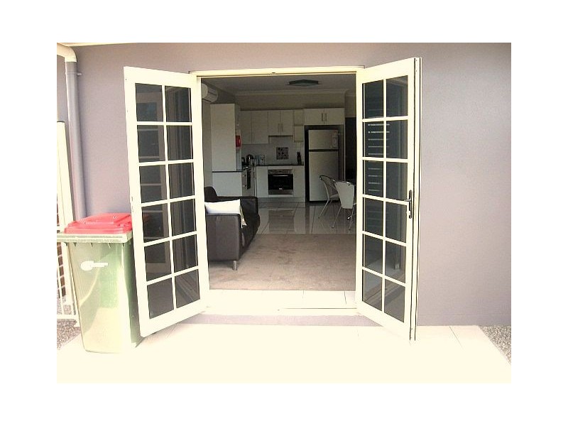 2/10 Retro Street, Emerald QLD 4720
