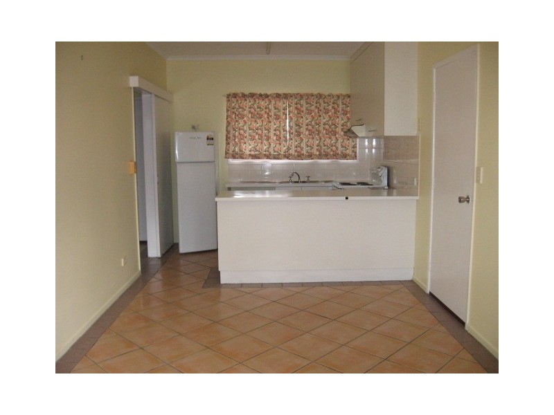 2/4 Andrea Place, Emerald QLD 4720