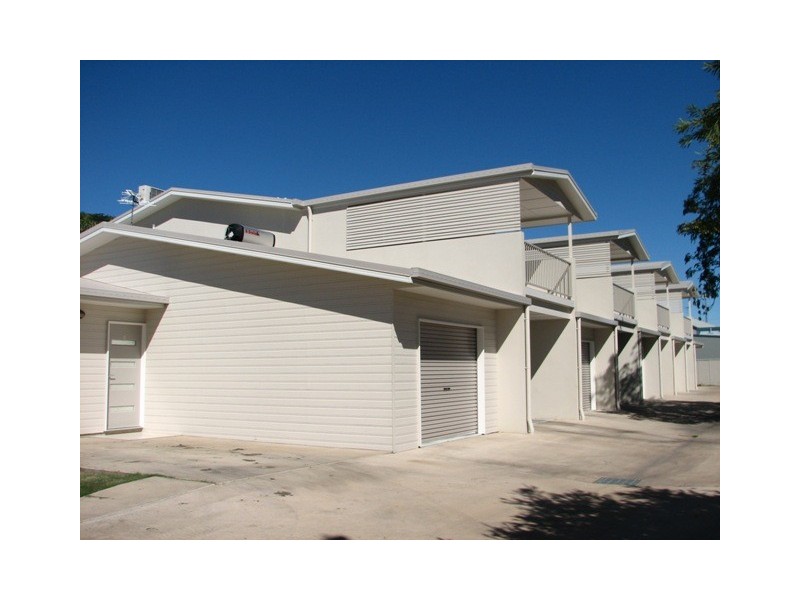 7/68 Church Lane, Emerald QLD 4720