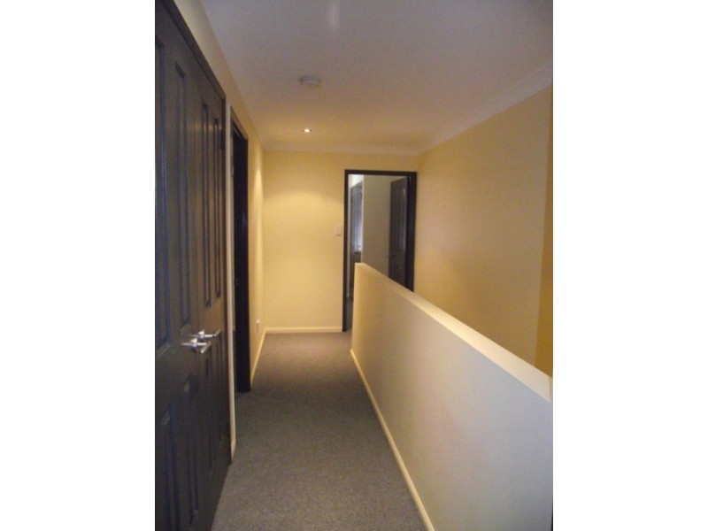 2/70 Long Street, Emerald QLD 4720
