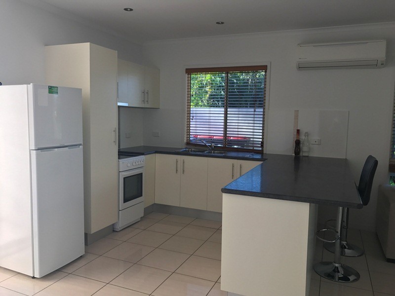 1/68 Church Lane, Emerald QLD 4720