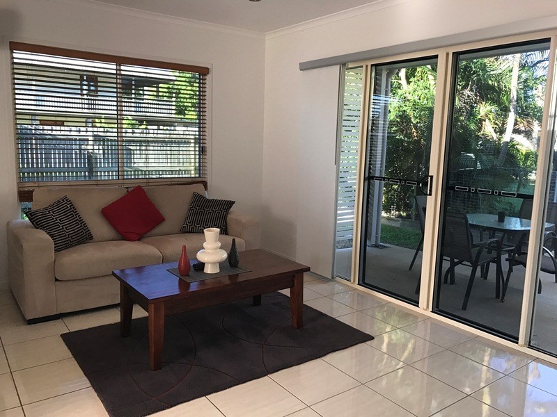 1/68 Church Lane, Emerald QLD 4720