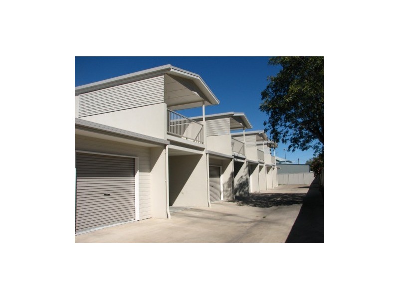 4/68 Church Lane, Emerald QLD 4720