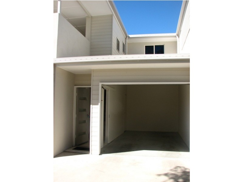 4/68 Church Lane, Emerald QLD 4720