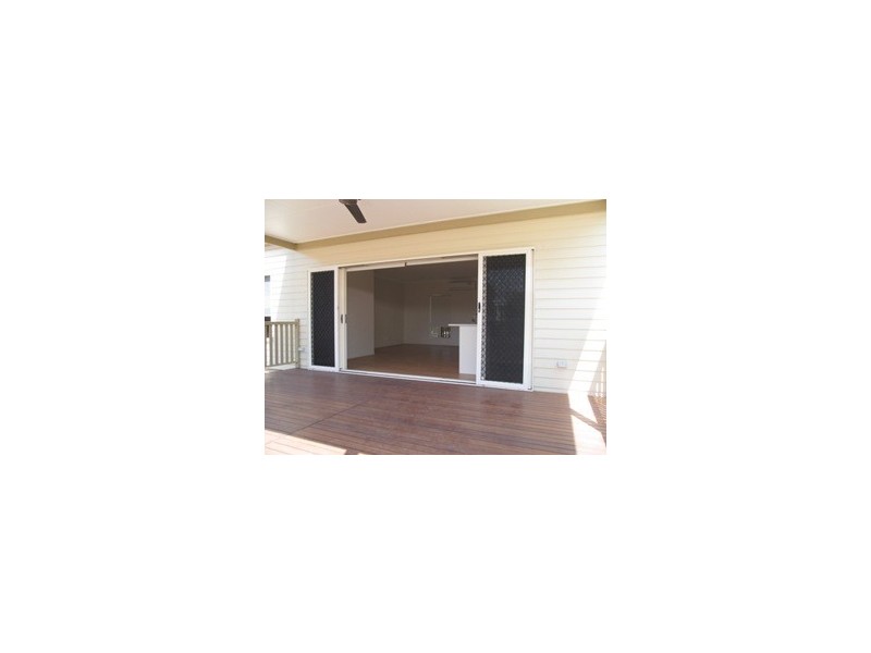 13 Roxburgh Street, Capella QLD 4723